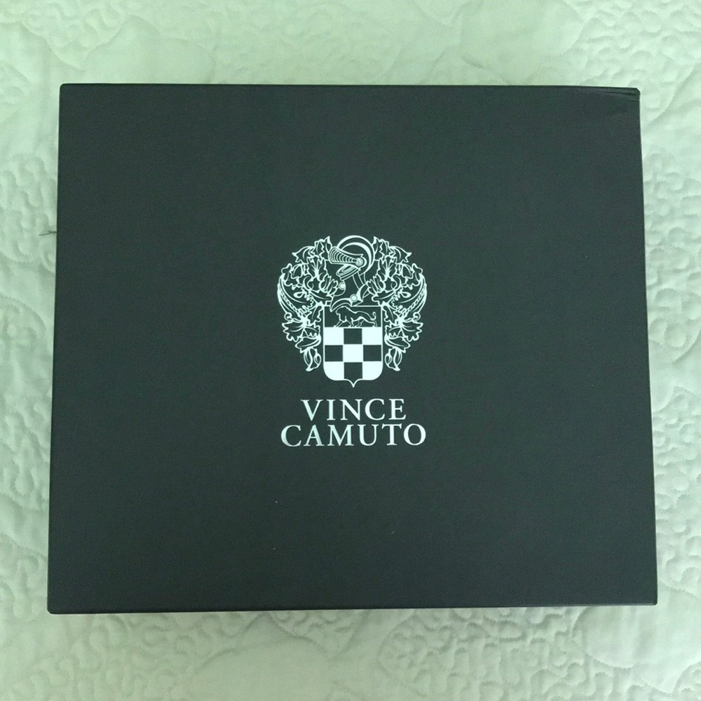 Vince Camuto nude heels